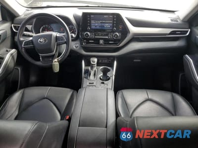 Zdjęcie 8 z 13 samochodu: 2022 TOYOTA HIGHLANDER XLE VIN:5TDGZRBH0NS585727 - miniatura