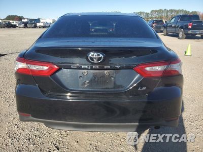 Zdjęcie 6 z 12 samochodu: 2018 TOYOTA CAMRY L VIN:4T1B11HK5JU140522 - miniatura