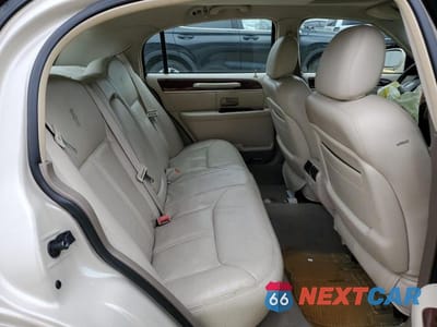 Zdjęcie 10 z 12 samochodu: 2003 LINCOLN TOWN CAR CARTIER VIN:1LNHM83W23Y619173 - miniatura