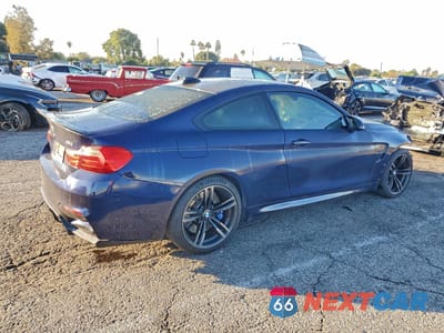Trzecie zdjęcie samochodu z tyłu: 2016 BMW M4 VIN:WBS3R9C5XGK336017 - miniatura