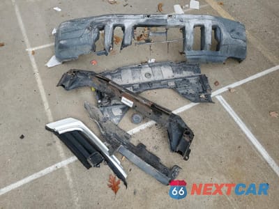 Zdjęcie 13 z 16 samochodu: 1999 HONDA CR-V LX VIN:JHLRD184XXC062381 - miniatura