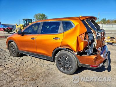 Drugie zdjęcie samochodu z przodu: 2017 NISSAN ROGUE S VIN:5N1AT2MT4HC776486 - miniatura