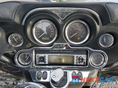 Zdjęcie 7 z 10 samochodu: 2009 HARLEY-DAVIDSON FLHTCU VIN:1HD1FC4169Y677588 - miniatura