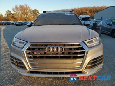 Piąte zdjęcie samochodu w środku: 2019 AUDI SQ5 PREMIUM PLUS VIN:WA1B4AFY6K2001008 - miniatura