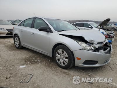 Czwarte zdjęcie samochodu z boku: 2012 CHEVROLET CRUZE LS VIN:1G1PD5SH5C7117807 - miniatura