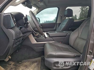 Zdjęcie 7 z 11 samochodu: 2024 TOYOTA TUNDRA CREWMAX LIMITED VIN:5TFWC5DB8RX068545 - miniatura