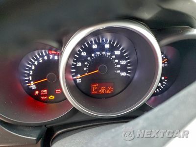 Zdjęcie 9 z 13 samochodu: 2013 KIA SOUL + VIN:KNDJT2A64D7623550 - miniatura