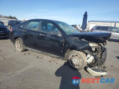 Czwarte zdjęcie samochodu z boku: 2009 FORD FOCUS SE VIN:1FAHP35N69W263596 - miniatura