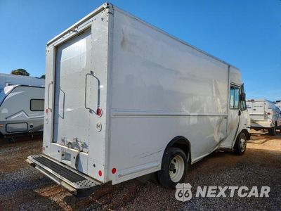 Trzecie zdjęcie samochodu z tyłu: 2022 FORD F550 DELIVERY TRUCK VIN:1F64F5KN9N0A03396 - miniatura