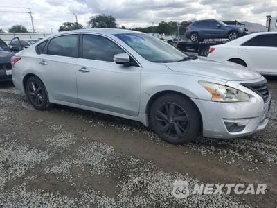 Czwarte zdjęcie samochodu z boku: 2014 NISSAN ALTIMA 2.5 VIN:1N4AL3AP2EC150504 - miniatura
