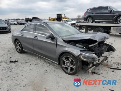 Czwarte zdjęcie samochodu z boku: 2014 MERCEDES-BENZ CLA 250 4MATIC VIN:WDDSJ4GBXEN076264 - miniatura