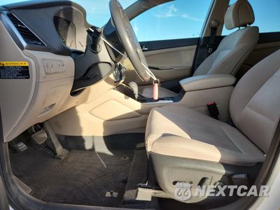 Zdjęcie 7 z 13 samochodu: 2016 HYUNDAI TUCSON LIMITED VIN:KM8J3CA23GU050872 - miniatura