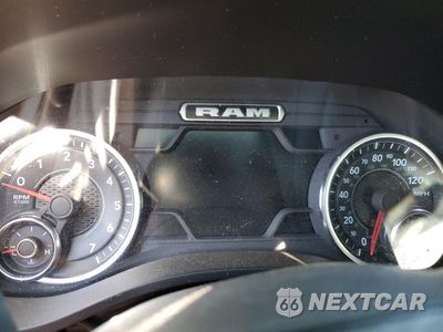 Zdjęcie 9 z 12 samochodu: 2024 RAM 1500 BIG HORN/LONE STAR VIN:1C6SRFFT3RN124855 - miniatura
