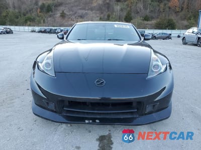 Piąte zdjęcie samochodu w środku: 2009 NISSAN 370Z VIN:JN1AZ44E49M410056 - miniatura