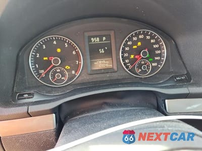 Zdjęcie 9 z 12 samochodu: 2010 VOLKSWAGEN JETTA SE VIN:3VWRZ7AJ9AM161357 - miniatura