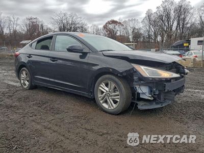 Czwarte zdjęcie samochodu z boku: 2019 HYUNDAI ELANTRA SEL VIN:KMHD84LF9KU817749 - miniatura