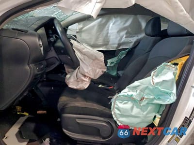 Zdjęcie 7 z 11 samochodu: 2019 KIA FORTE FE VIN:3KPF24AD0KE008123 - miniatura