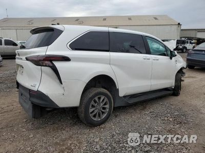 Trzecie zdjęcie samochodu z tyłu: 2024 TOYOTA SIENNA LE VIN:5TDKRKEC1RS199258 - miniatura