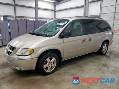 2005 DODGE GRAND CARAVAN SXT 2D4GP44L45R162655 - główne zdjęcie licytacji z USA - miniatura