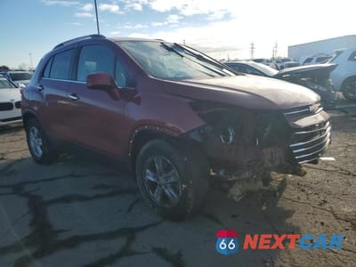 Czwarte zdjęcie samochodu z boku: 2019 CHEVROLET TRAX 1LT VIN:3GNCJLSB9KL357314 - miniatura