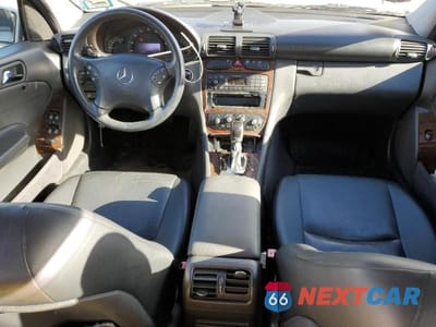 Zdjęcie 8 z 11 samochodu: 2003 MERCEDES-BENZ C 240 4MATIC VIN:WDBRF81JX3F357746 - miniatura