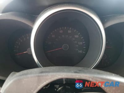 Zdjęcie 9 z 13 samochodu: 2013 KIA SOUL + VIN:KNDJT2A64D7547862 - miniatura