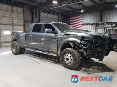 Czwarte zdjęcie samochodu z boku: 2012 DODGE RAM 3500 LONGHORN VIN:3C63DRNL7CG286235 - miniatura