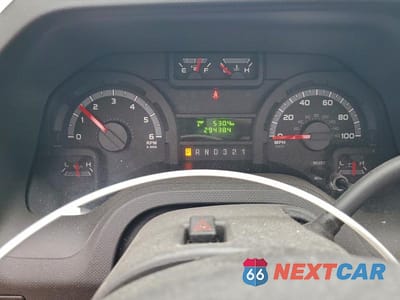 Zdjęcie 9 z 12 samochodu: 2014 FORD E350 BOX TRUCK VIN:1FDWE3FL6EDA77918 - miniatura