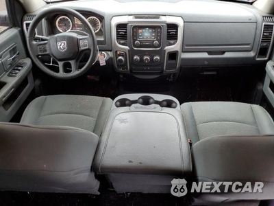 Zdjęcie 8 z 12 samochodu: 2018 RAM 1500 SLT VIN:1C6RR7GT2JS144331 - miniatura
