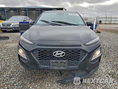 Piąte zdjęcie samochodu w środku: 2021 HYUNDAI KONA SE VIN:KM8K1CAA4MU748615 - miniatura
