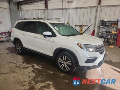Czwarte zdjęcie samochodu z boku: 2016 HONDA PILOT EX VIN:5FNYF6H36GB045538 - miniatura