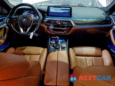 Zdjęcie 8 z 12 samochodu: 2023 BMW 530E VIN:WBA13AG05PCL84810 - miniatura