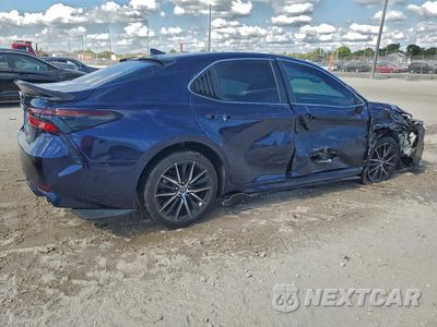 Trzecie zdjęcie samochodu z tyłu: 2021 TOYOTA CAMRY SE VIN:4T1G11AK3MU605366 - miniatura