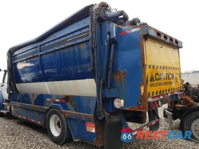 Trzecie zdjęcie samochodu z tyłu: 2011 FREIGHTLINER M2 106 MEDIUM DUTY VIN:1FVACXBS5BHAZ2317 - miniatura