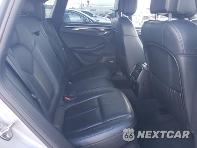 Zdjęcie 11 z 14 samochodu: 2020 PORSCHE MACAN VIN:WP1AA2A54LLB06332 - miniatura
