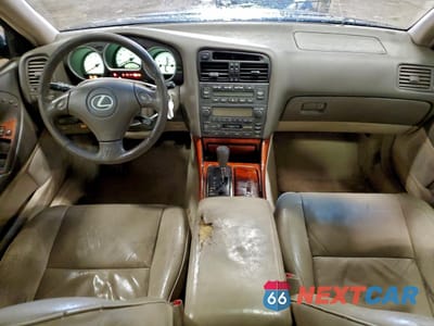 Zdjęcie 8 z 12 samochodu: 2001 LEXUS GS 300 VIN:JT8BD69S510131171 - miniatura
