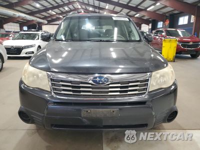 Piąte zdjęcie samochodu w środku: 2010 SUBARU FORESTER 2.5X PREMIUM VIN:JF2SH6CC4AH706709 - miniatura