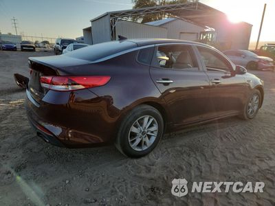 Trzecie zdjęcie samochodu z tyłu: 2017 KIA OPTIMA LX VIN:5XXGT4L34HG177289 - miniatura