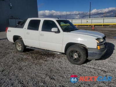 Czwarte zdjęcie samochodu z boku: 2005 CHEVROLET AVALANCHE K1500 VIN:3GNEK12Z35G184118 - miniatura