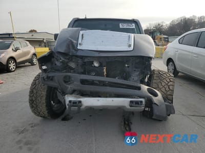Piąte zdjęcie samochodu w środku: 2008 HUMMER H3 VIN:5GTEN13E388113998 - miniatura