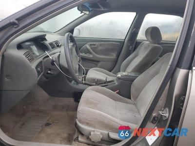 Zdjęcie 7 z 12 samochodu: 1997 TOYOTA CAMRY LE VIN:JT2BG22K3V0100897 - miniatura