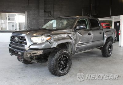 Drugie zdjęcie samochodu z przodu: 2017 TOYOTA TACOMA DOUBLE CAB VIN:3TMCZ5AN7HM094624 - miniatura