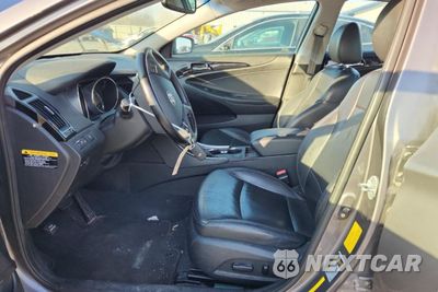 Zdjęcie 7 z 12 samochodu: 2011 HYUNDAI SONATA SE VIN:5NPEC4AC8BH302204 - miniatura