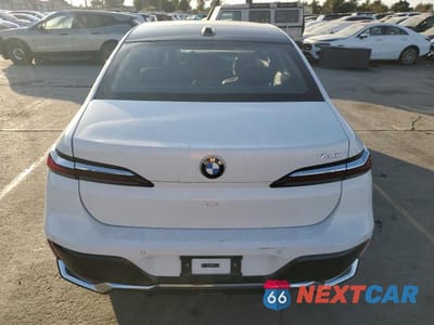 Zdjęcie 6 z 12 samochodu: 2025 BMW 740 I VIN:WBA23EH06SCT72278 - miniatura
