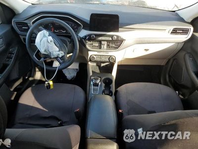 Zdjęcie 8 z 13 samochodu: 2021 FORD ESCAPE SE VIN:1FMCU0G63MUB00700 - miniatura