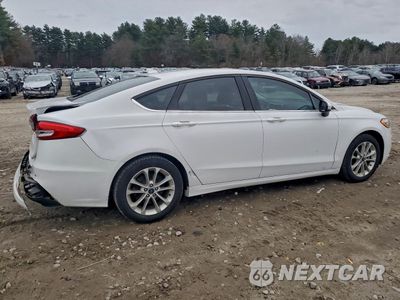 Trzecie zdjęcie samochodu z tyłu: 2020 FORD FUSION SE VIN:3FA6P0LUXLR215500 - miniatura