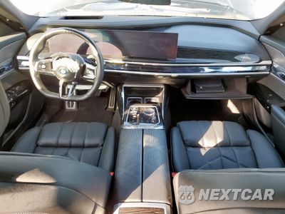 Zdjęcie 8 z 12 samochodu: 2024 BMW I7 XDRIVE60 VIN:WBY53EJ04RCP86968 - miniatura