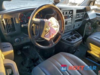 Zdjęcie 8 z 14 samochodu: 2023 CHEVROLET EXPRESS G3500 VIN:1GB0GSF74P1121750 - miniatura