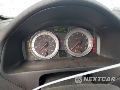Zdjęcie 9 z 12 samochodu: 2011 VOLVO C70 T5 VIN:YV1672MC0BJ109569 - miniatura