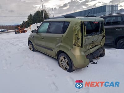 Drugie zdjęcie samochodu z przodu: 2010 KIA SOUL + VIN:KNDJT2A25A7157975 - miniatura